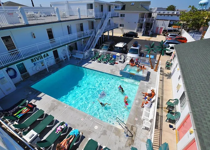 Riviera Resort & Suites